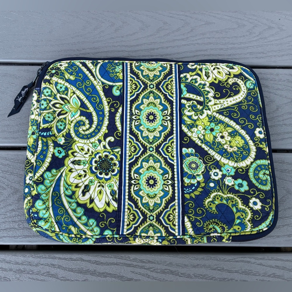 Vera Bradley Laptop Tablet Quilted Sleeve Rhythm & Blues Paisley Multicolor